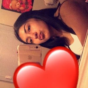 Meet your Posher, Aly